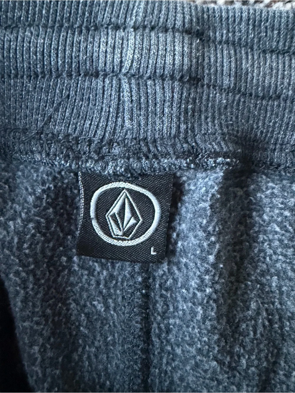 Volcom Stone Men's L Charcoal Gray Fleece Sweat Shorts Surf Skate Drawstring